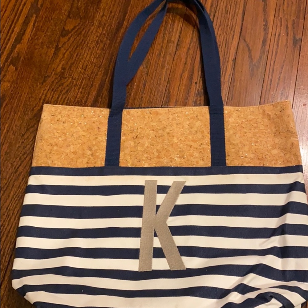 Thirty One Getaway Tote - K monogram used